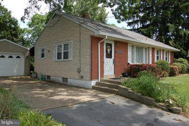 1569 Putnam Dr, Lancaster, PA 17602 - photo 2