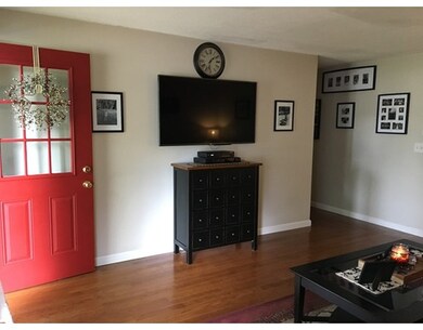 8 Plantation Cir, Greenfield, MA 01301 - photo 4