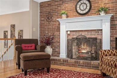 25 Buck Acres Dr, Asheville, NC 28806 - photo 5