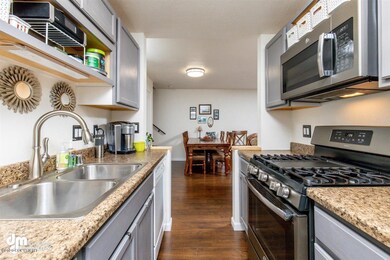 17-Kitchen 20201026-DW-9671