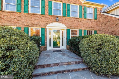 12903 Chalkstone Ct, Fairfax, VA 22030 - photo 3