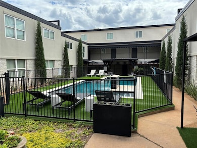 1110 Sherwood Ln unit 220, Nichols Hills, OK 73116 - photo 4