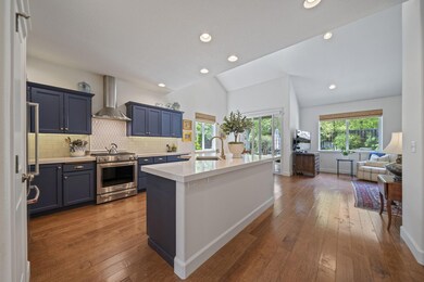 63139 Desert Sage St, Bend, OR 97701 - photo 5