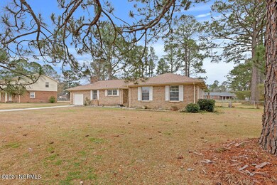 202 Cambridge Ct, Jacksonville, NC 28546 - photo 3