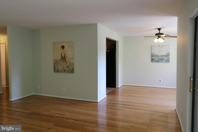 854 Quince Orchard Blvd, Gaithersburg, MD 20878 - photo 6