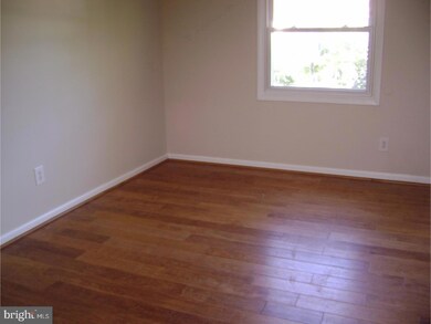 11 Sparrow St, Browns Mills, NJ 08015 - photo 5