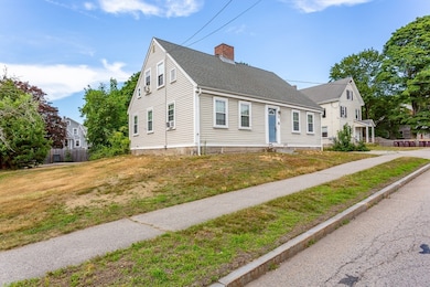 52 High St, East Weymouth, MA 02189 - photo 3