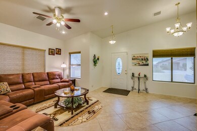 Entry/Living room