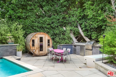 4108 Murietta Ave, Sherman Oaks, CA 91423 - photo 2