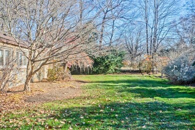 81 Woodbridge St, South Hadley, MA 01075 - photo 5