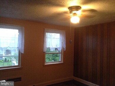 3708 Columbus Dr, Baltimore, MD 21215 - photo 3