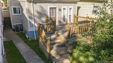 957 W Main St, Madison, IN 47250 - photo 3