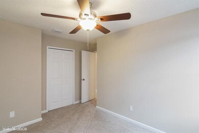 2437 Townsquare Dr, Jacksonville, FL 32216 - photo 5