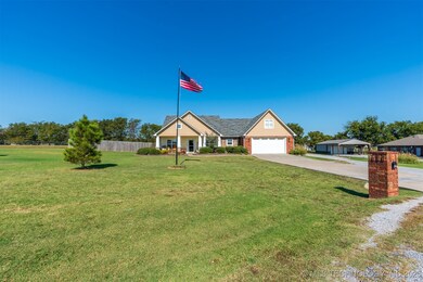 450 Twin Creeks Ln, Pryor, OK 74361 - photo 5