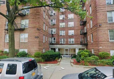 43-36 Robinson St unit 5L, Flushing, NY 11355 - photo 2