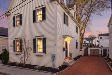 17 Lunt St, Newburyport, MA 01950 - photo 4