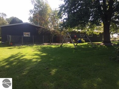 2022 S Green Dr, Au Gres, MI 48703 - photo 2