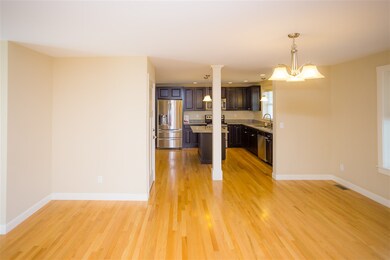 18 Daybreak Dr, Newmarket, NH 03857 - photo 4