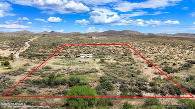 11809 E Hackberry Mine Rd, Mayer, AZ 86333 - photo 7