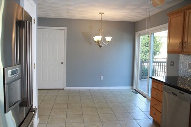 14 Mckay Ct, Warwick, RI 02889 - photo 5