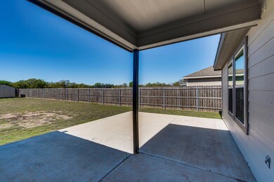 319 Blakney St, Cleburne, TX 76031 - photo 7