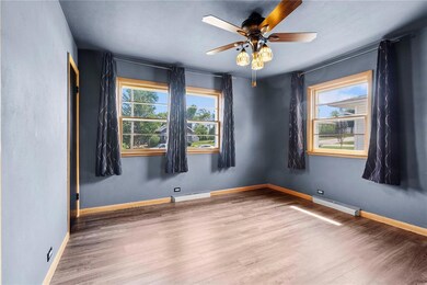 146 19th St NW, Cedar Rapids, IA 52405 - photo 5