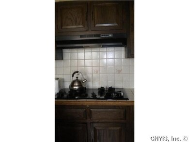 Kitchen Very spacious, owner in process of moving 