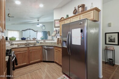252 N Rock St-10