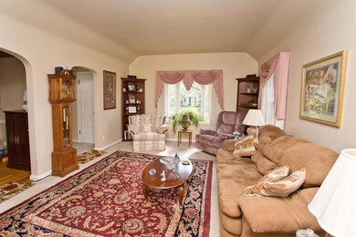 LivingRoom-2