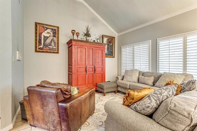 19033 White Bluff Dr, Whitney, TX 76692 - photo 4