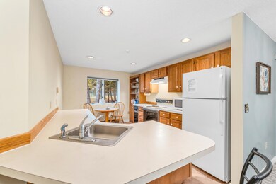 33BrewsterCir-013