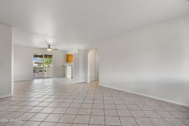 24600 N Prairie Way, Paulden, AZ 86334 - photo 2