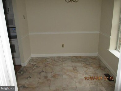 9149 Lambskin Ln, Columbia, MD 21045 - photo 2