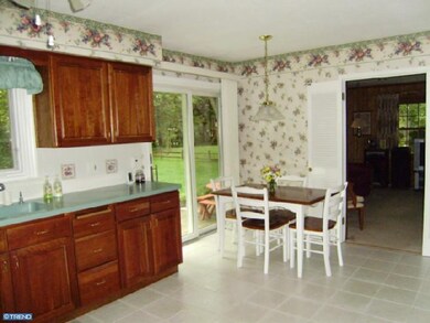 312 Toty Ln, Moorestown, NJ 08057 - photo 5