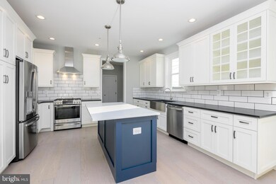 14 James Rd, Broomall, PA 19008 - photo 3