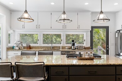 Kitchen - Level 2