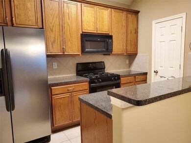 15934 Collinsville Dr, Tomball, TX 77377 - photo 6