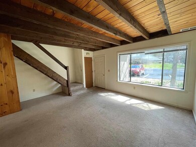 133 Colonial Dr unit 403, White River Junction, VT 05001 - photo 3