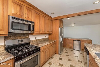 1610 Masthead Dr Oxnard CA-large-007-008