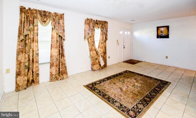 6928 Storch Cir, Lanham, MD 20706 - photo 5