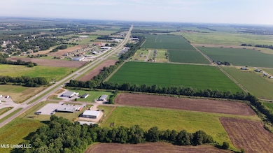 0 Julius Lucas unit 4118205, Cleveland, MS 38732 - photo 2