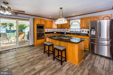 1214 Farmview Rd, Pasadena, MD 21122 - photo 5