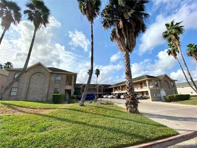 2210 Elisa Ln, Edinburg, TX 78541 - photo 2