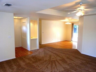 948 Hopkins Rd, Central Point, OR 97502 - photo 4