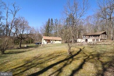 24 Locust Ln, Orwigsburg, PA 17961 - photo 6