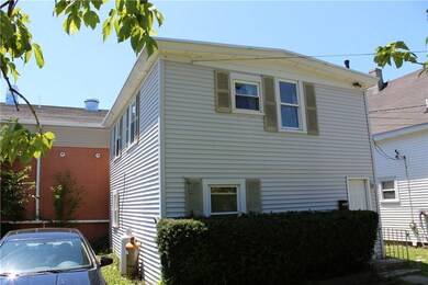 EXTERIOR SIDE