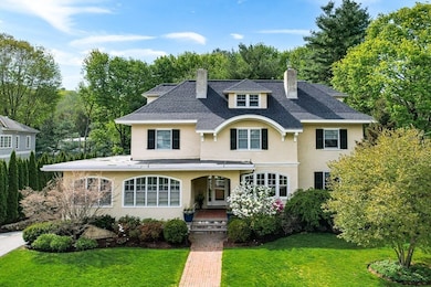 21 Sheffield W, Winchester, MA 01890 - photo 2