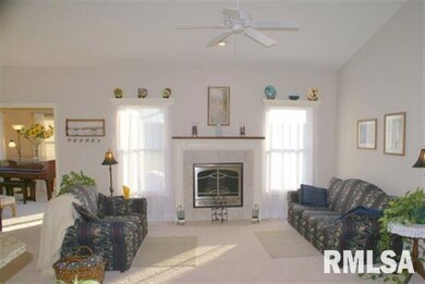 5321 Baraboo Ct, Davenport, IA 52804 - photo 6