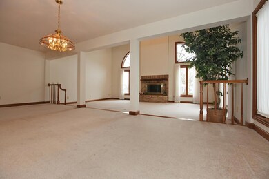 655 Andover St, Worthington, OH 43085 - photo 3