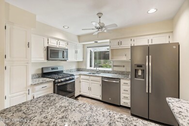 41 Poplar Ct unit C, Brielle, NJ 08730 - photo 6